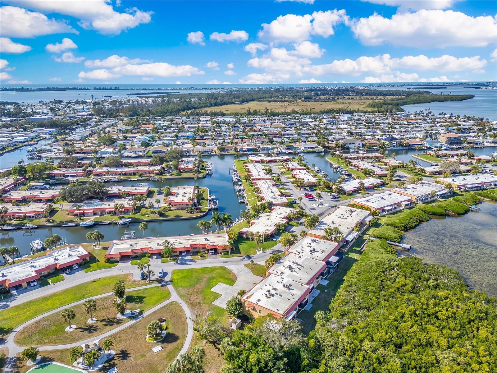 PALMA SOLA HARBOUR SEC 5 - Residential