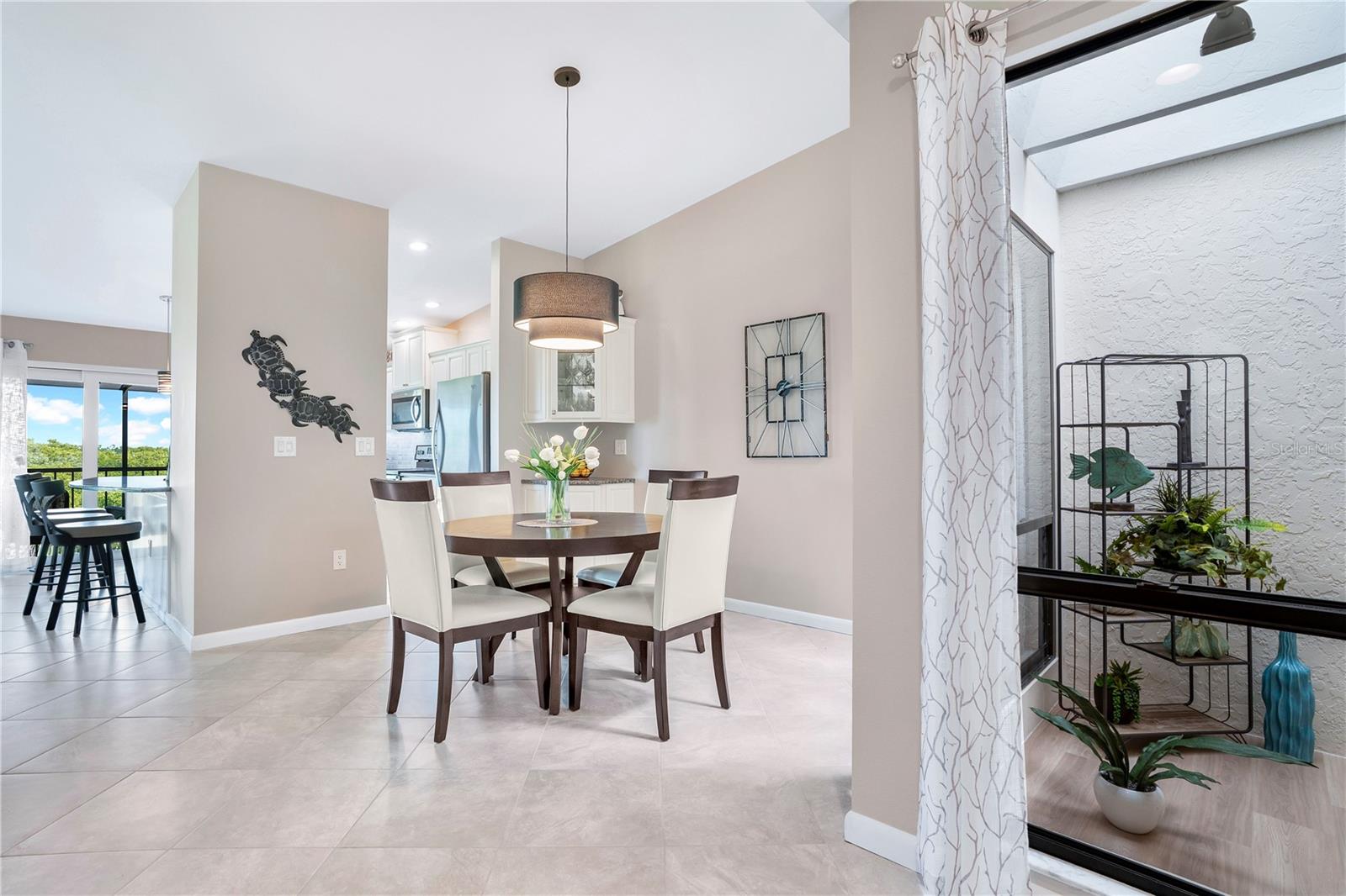 PALMA SOLA HARBOUR SEC 5 - Residential