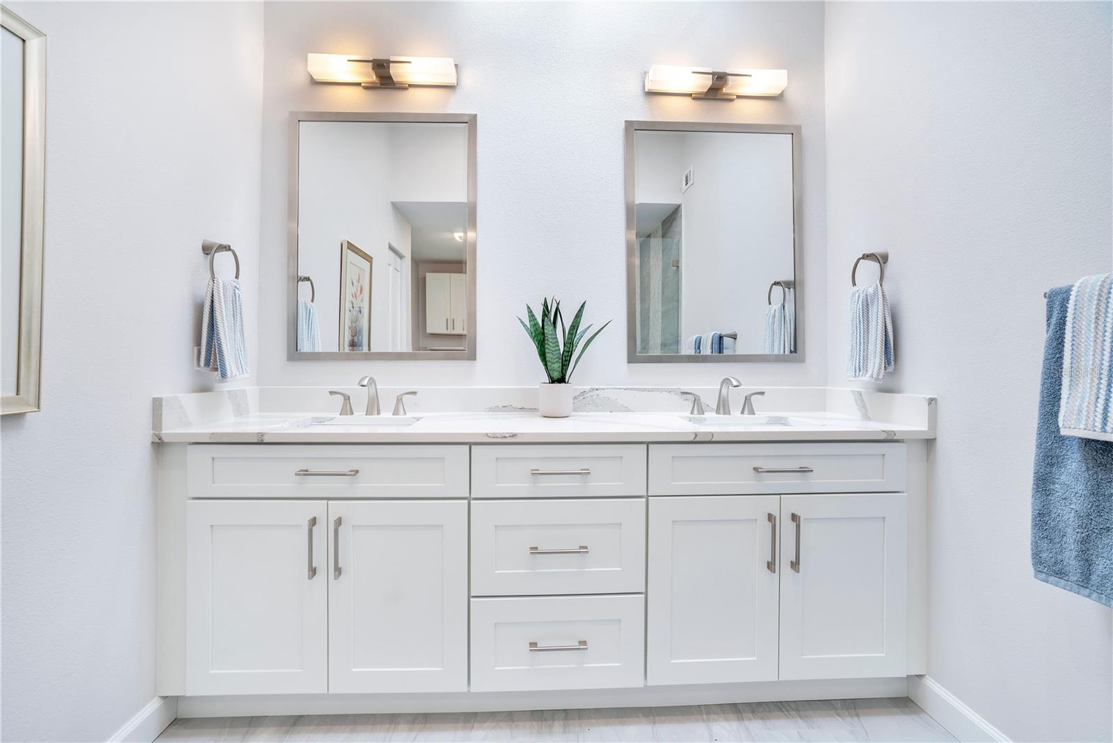 PALMA SOLA HARBOUR SEC 5 - Residential