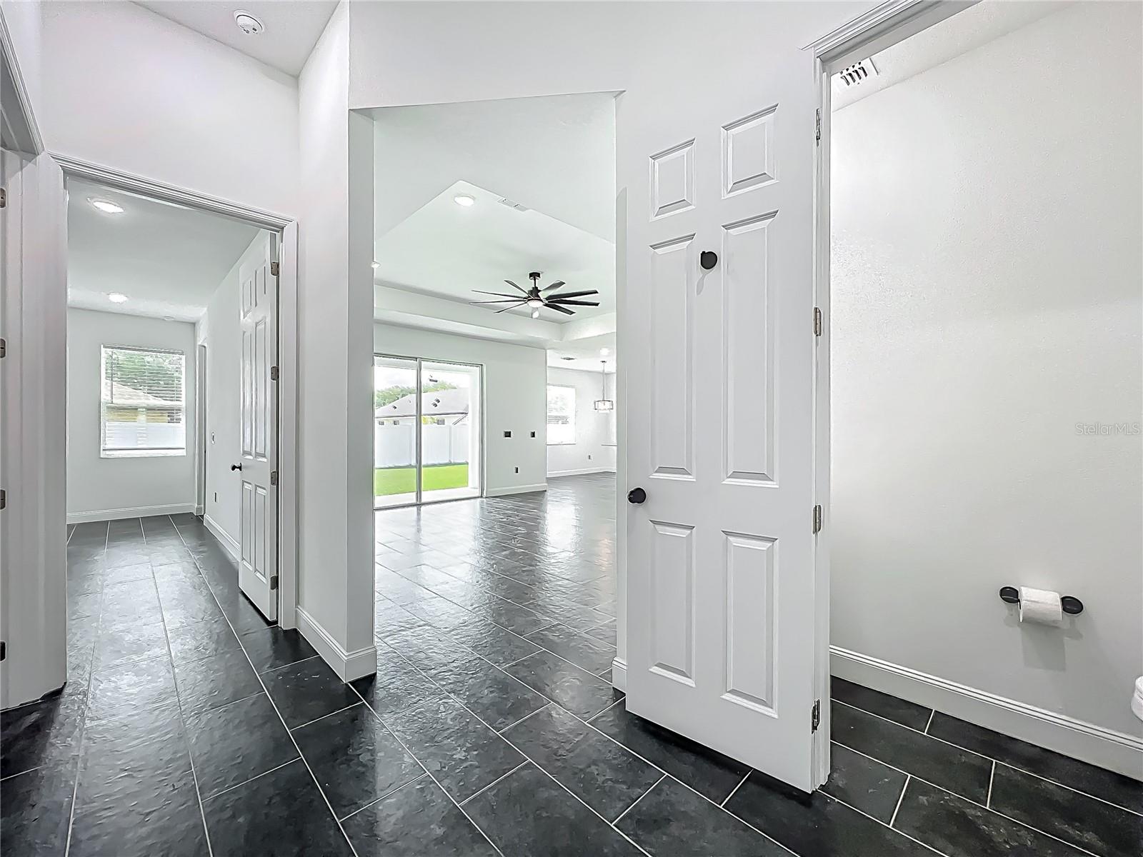 PRINCETON PLACE - Residential Lease