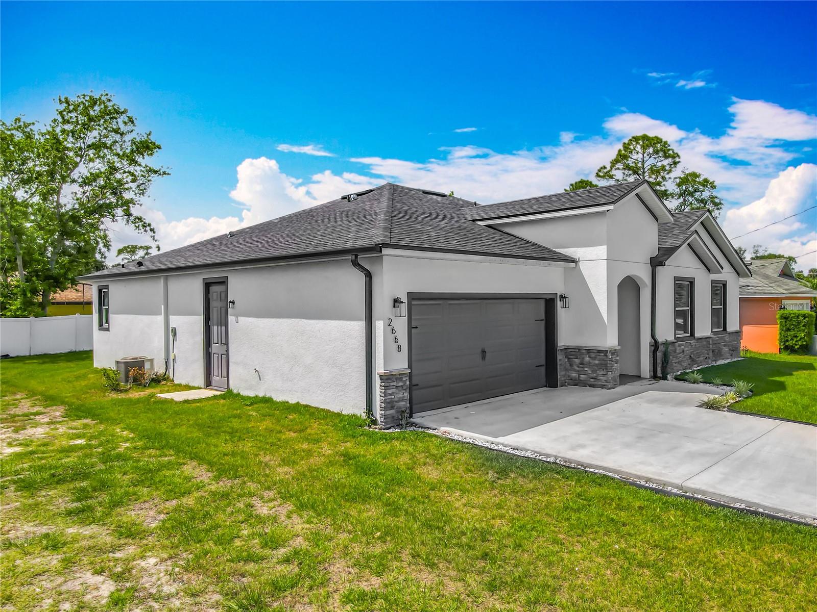 PRINCETON PLACE - Residential Lease