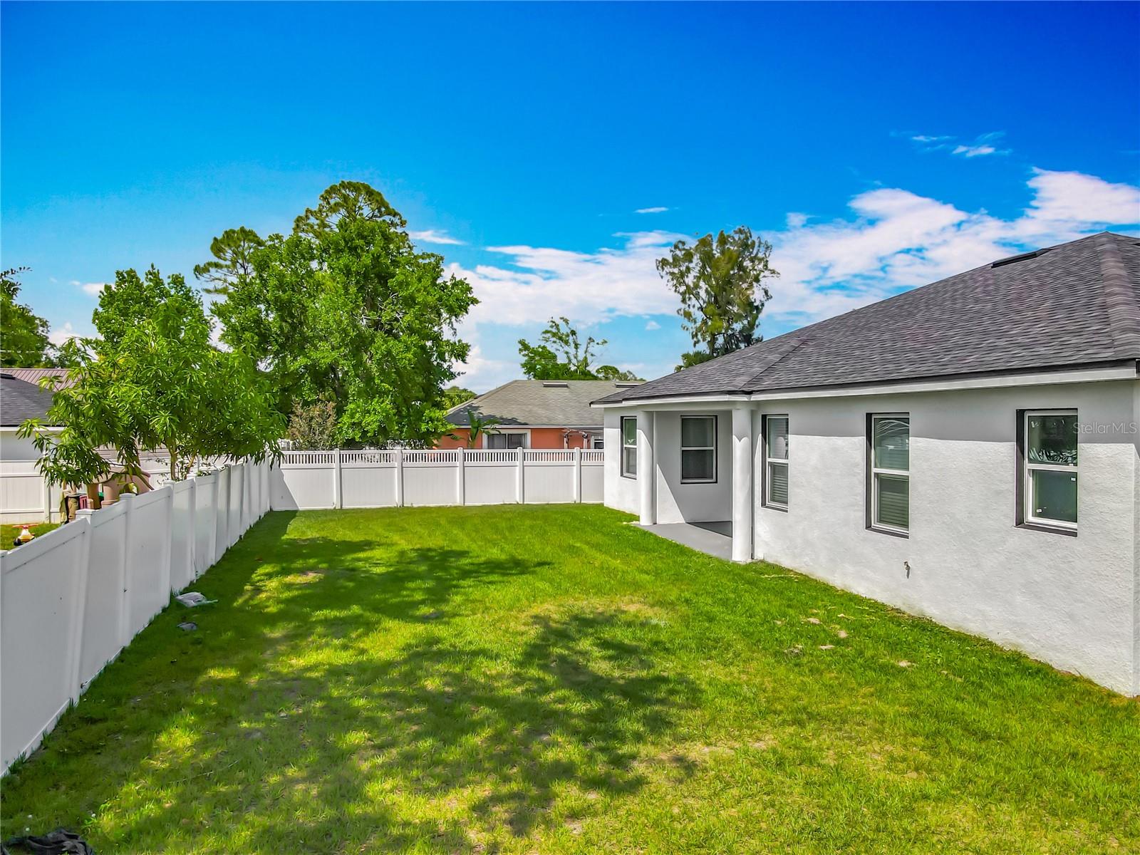 PRINCETON PLACE - Residential Lease