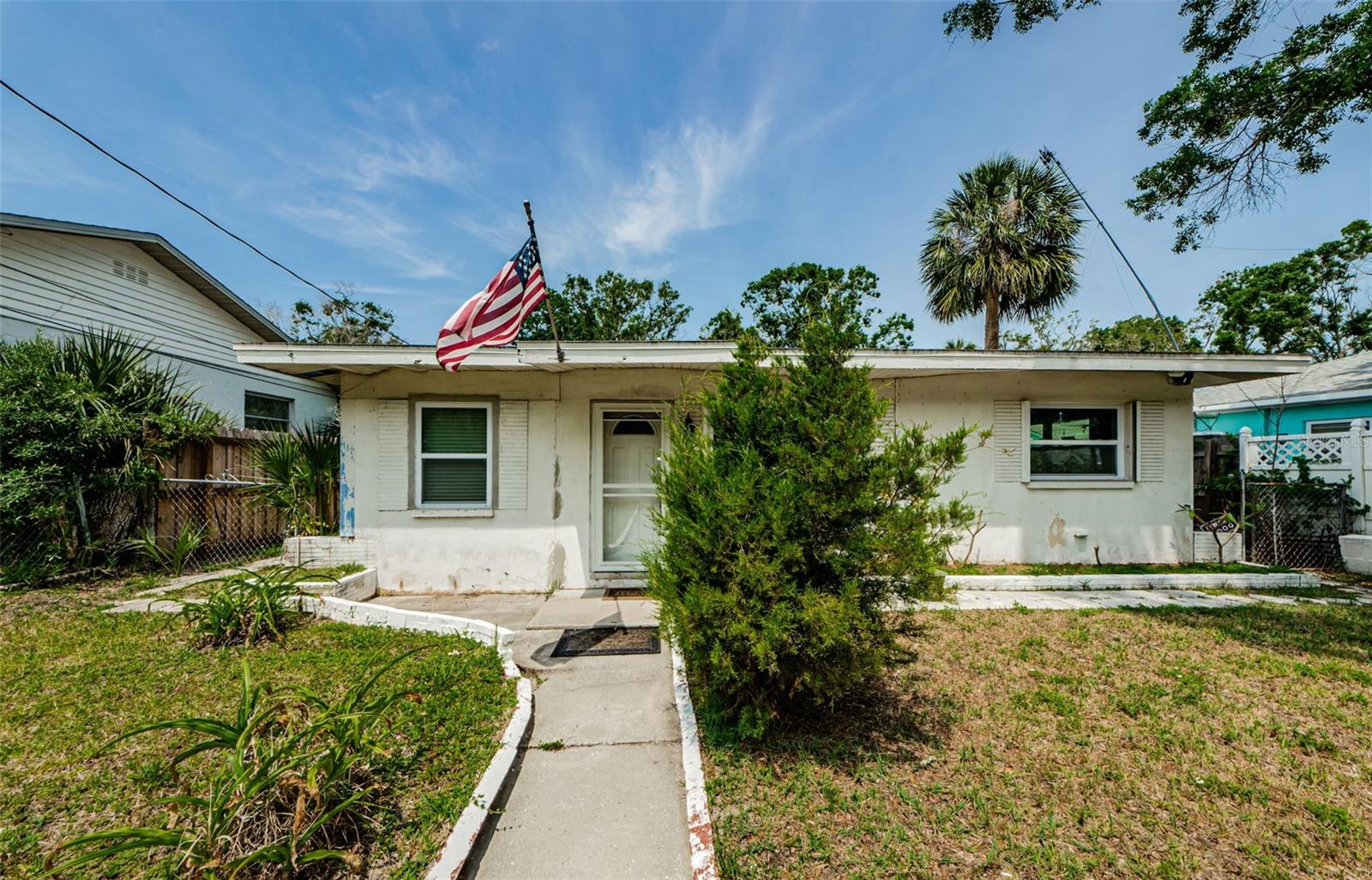 306 BANANA STREET