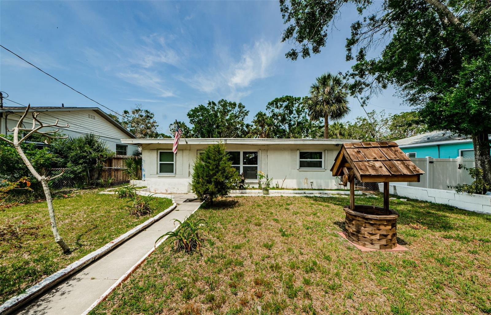 306 BANANA STREET