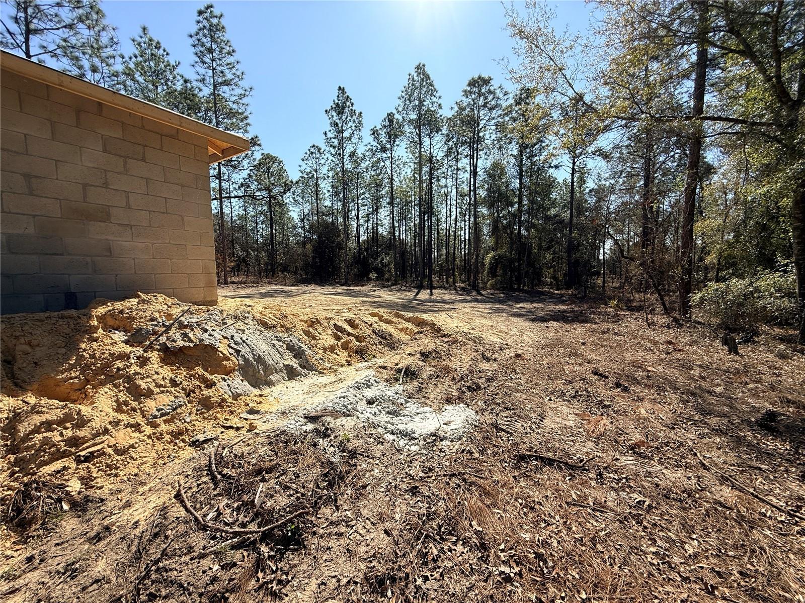 RAINBOW LAKES ESTATE - Residential