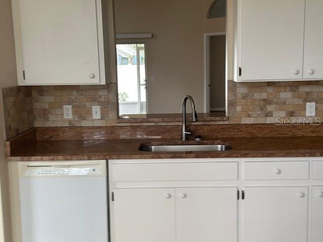 BLOOMINGDALE SEC R UNIT 3 - Residential Lease