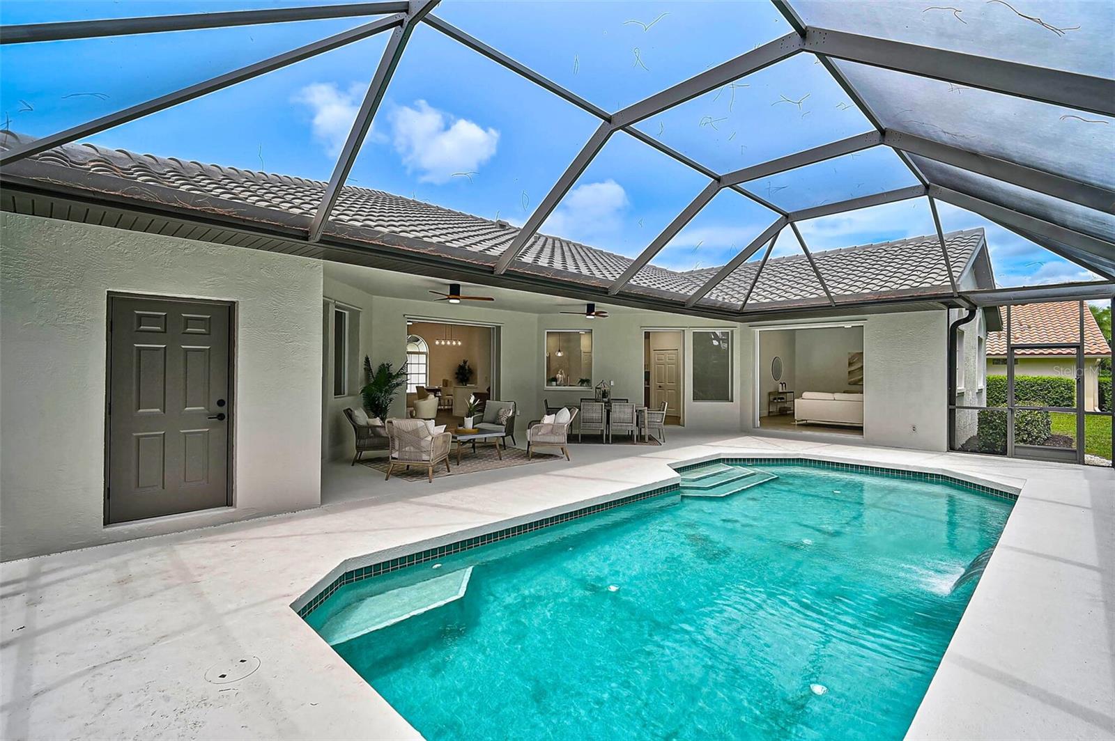 CALUSA LAKES - Residential