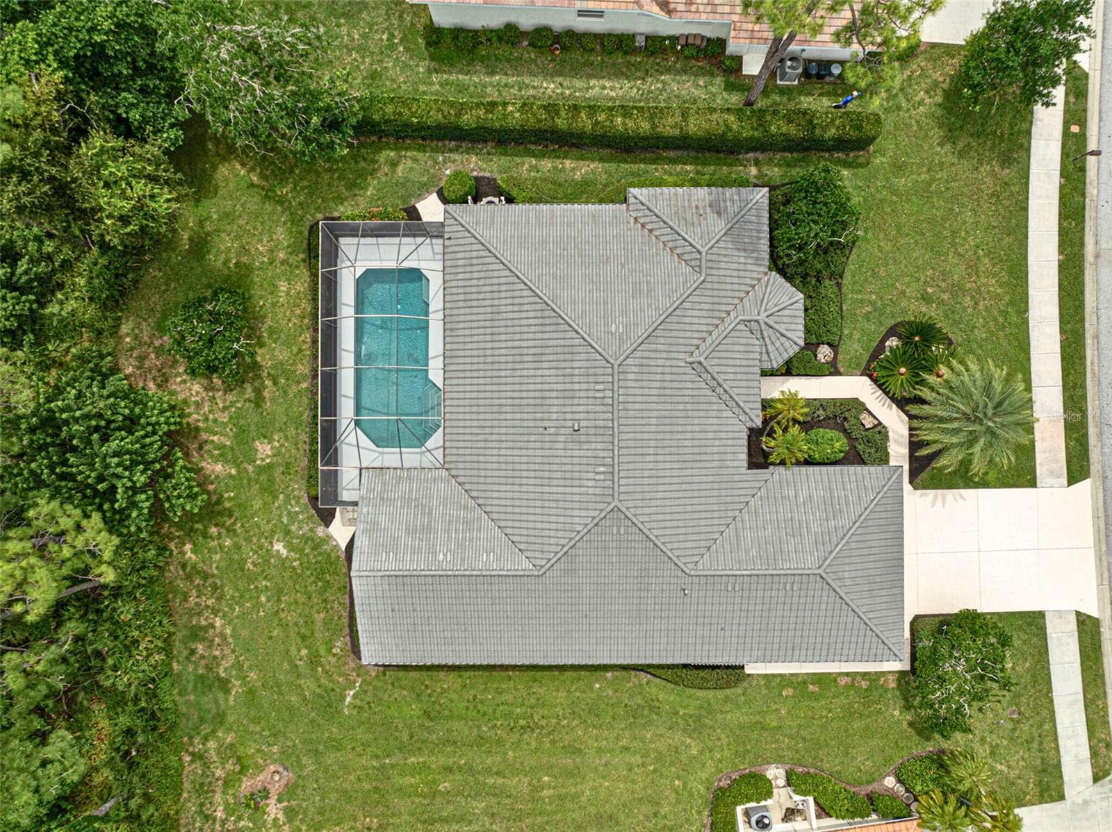 CALUSA LAKES - Residential