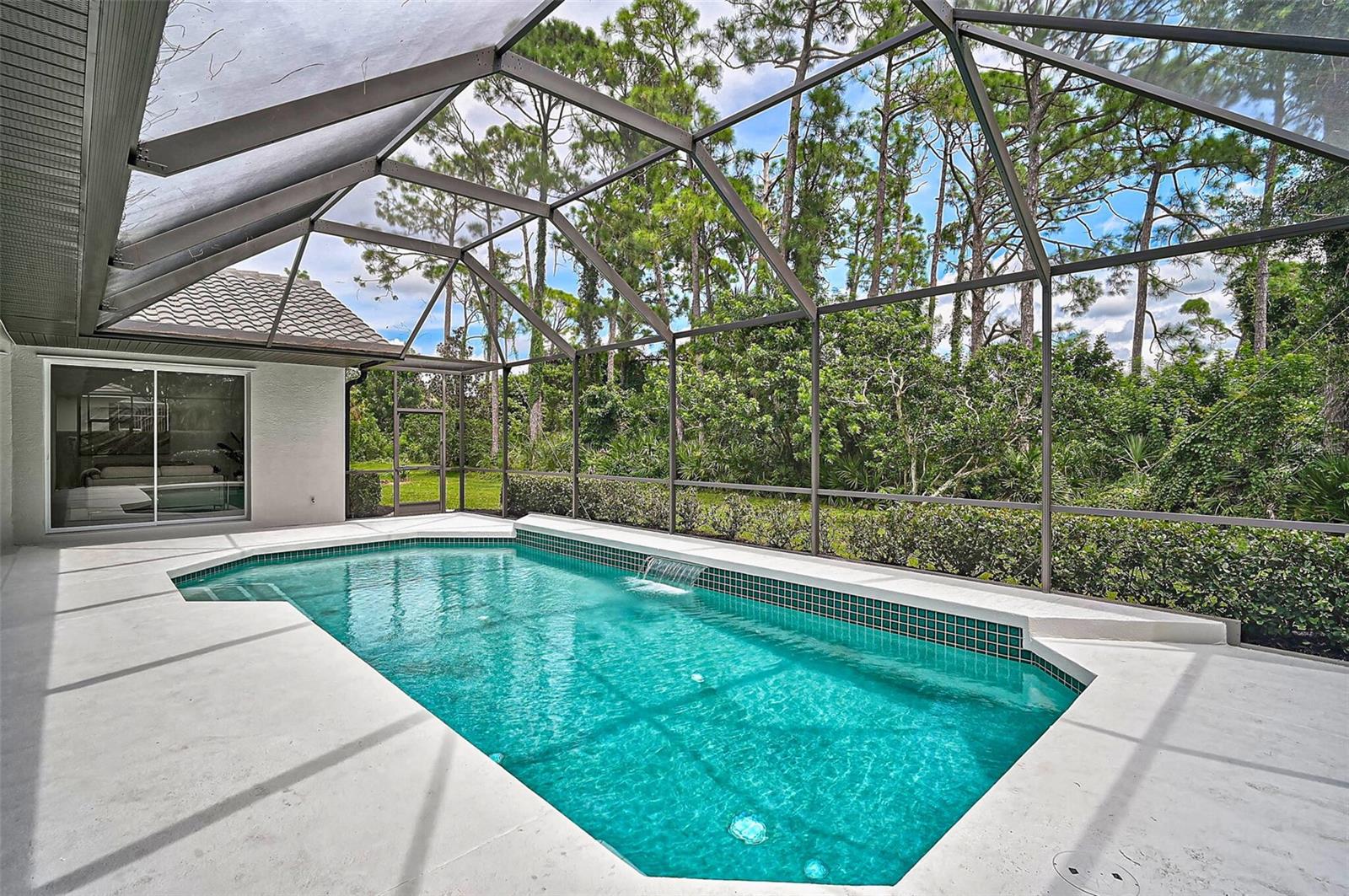 CALUSA LAKES - Residential