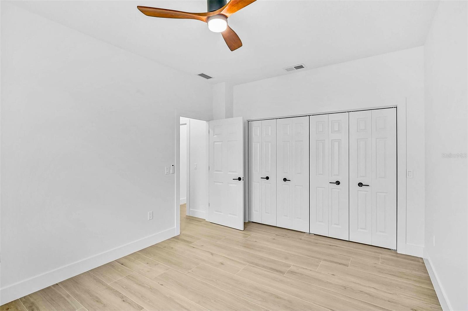 CALUSA LAKES - Residential