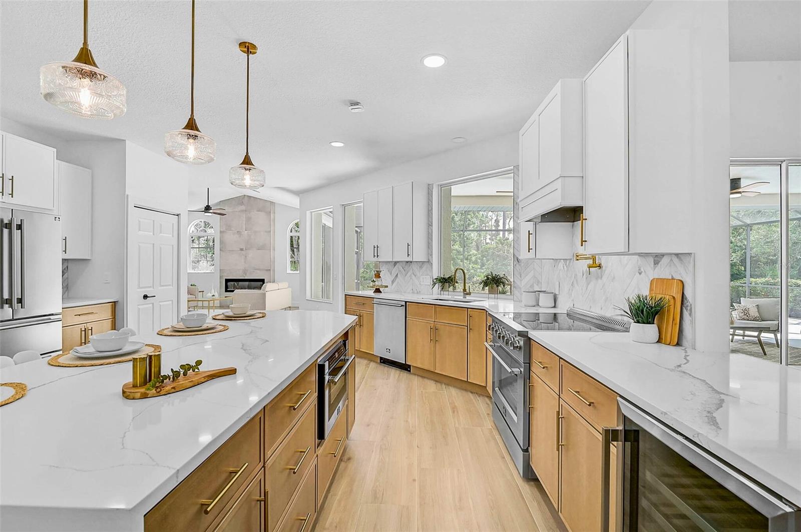 CALUSA LAKES - Residential