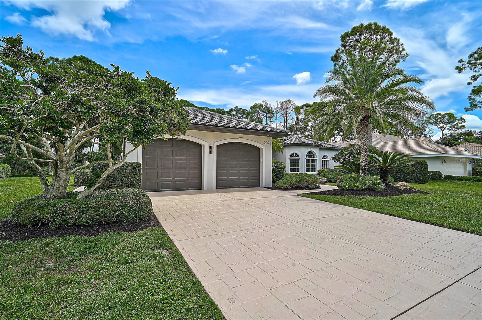 CALUSA LAKES - Residential