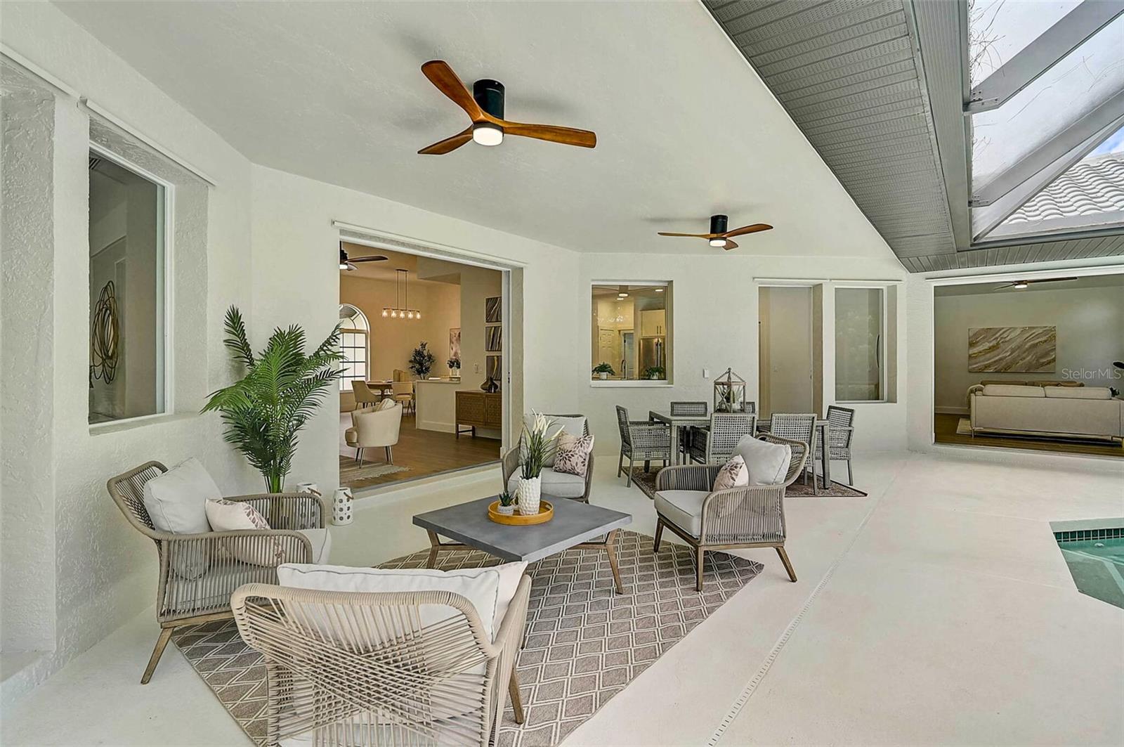 CALUSA LAKES - Residential