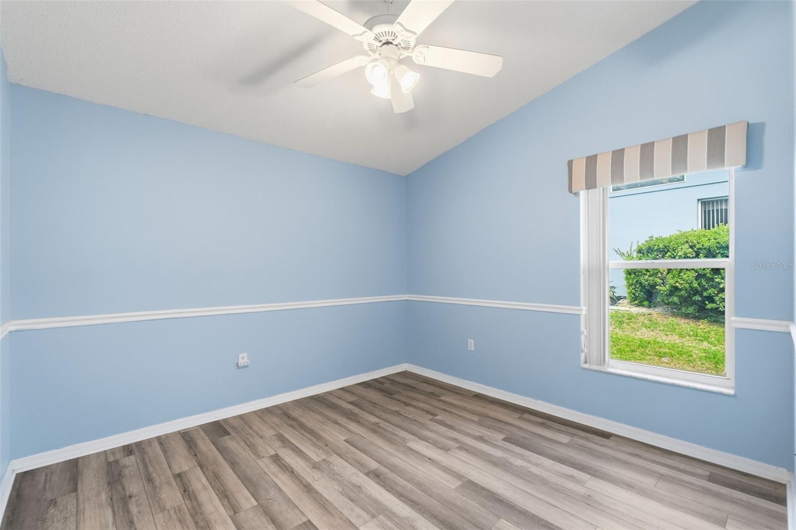 WELLINGTON AT SEVEN HILLS PH 1 - Residential