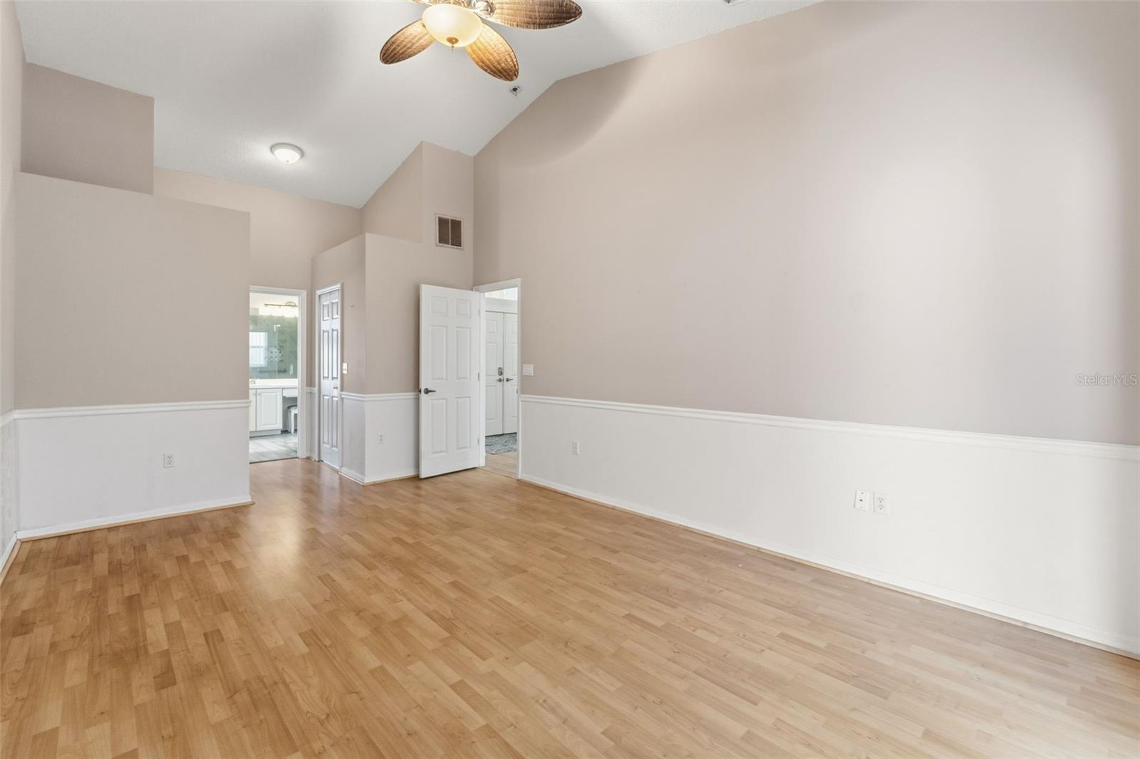 WELLINGTON AT SEVEN HILLS PH 1 - Residential