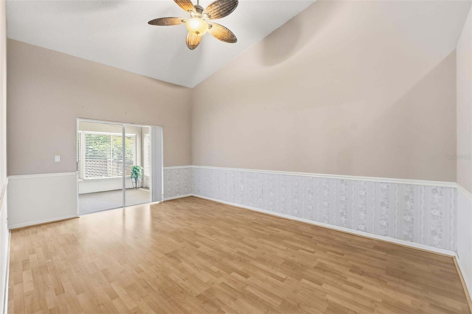 WELLINGTON AT SEVEN HILLS PH 1 - Residential