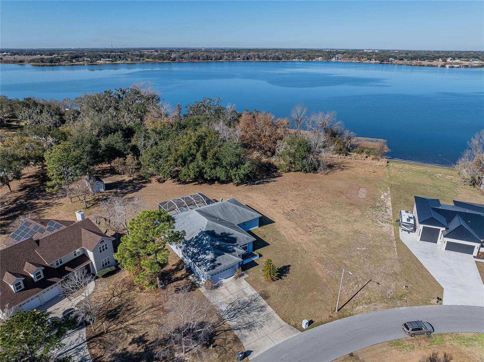 SUTTON PLACE PH 01 - Residential