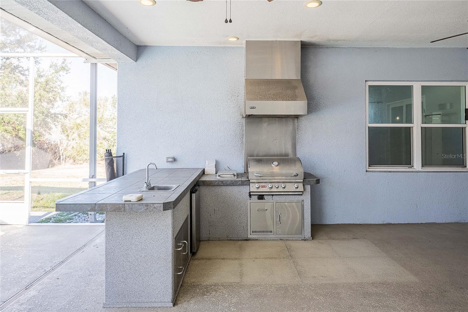 SUTTON PLACE PH 01 - Residential