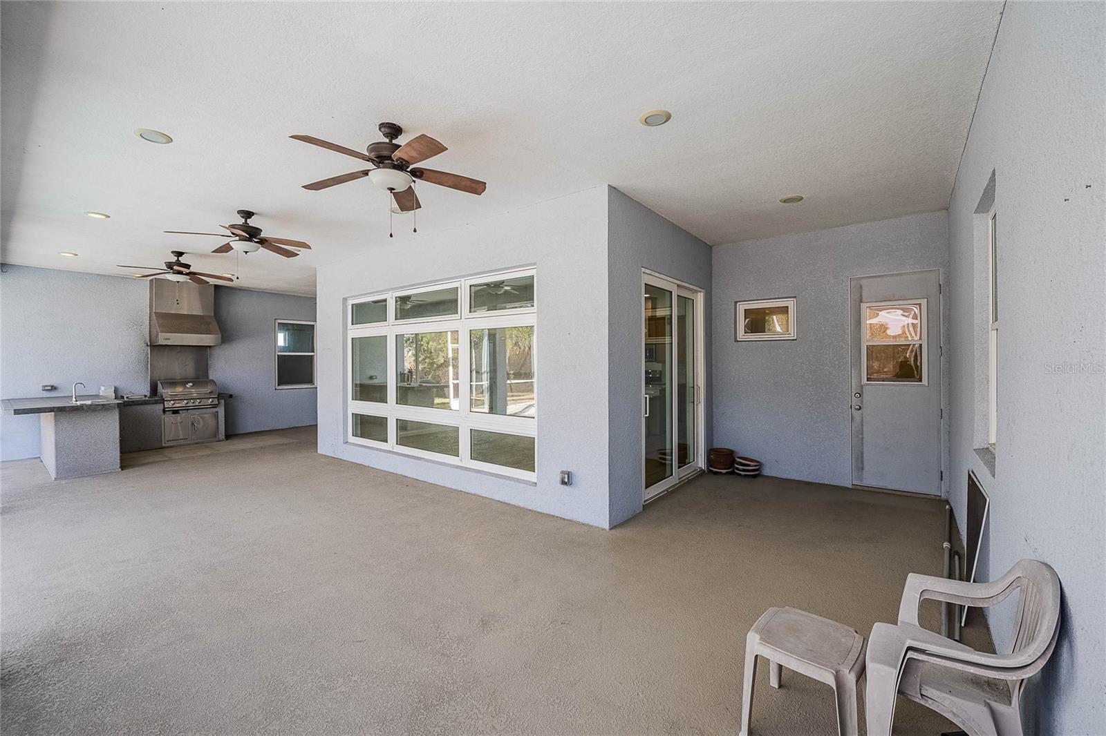 SUTTON PLACE PH 01 - Residential