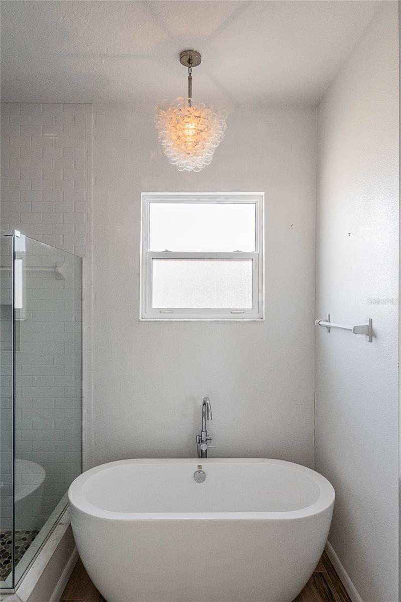 SUTTON PLACE PH 01 - Residential