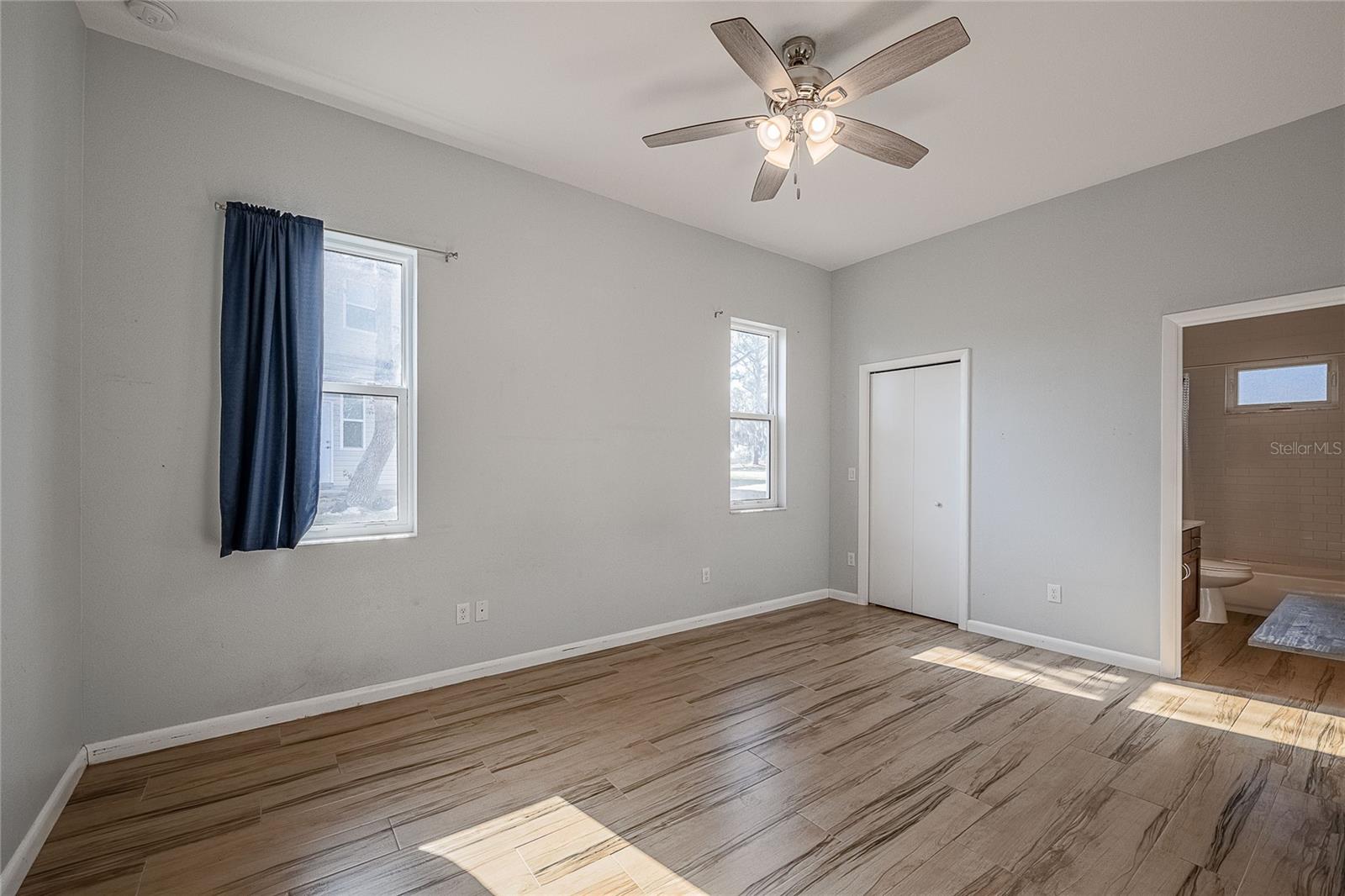 SUTTON PLACE PH 01 - Residential