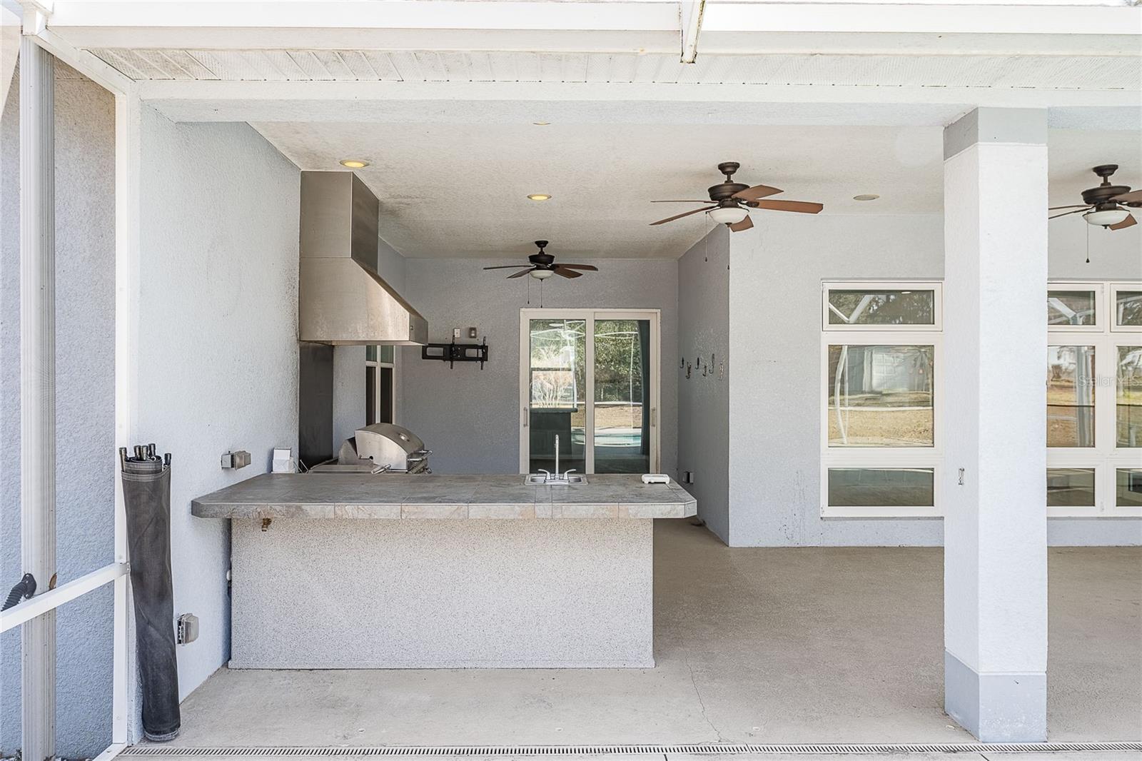 SUTTON PLACE PH 01 - Residential