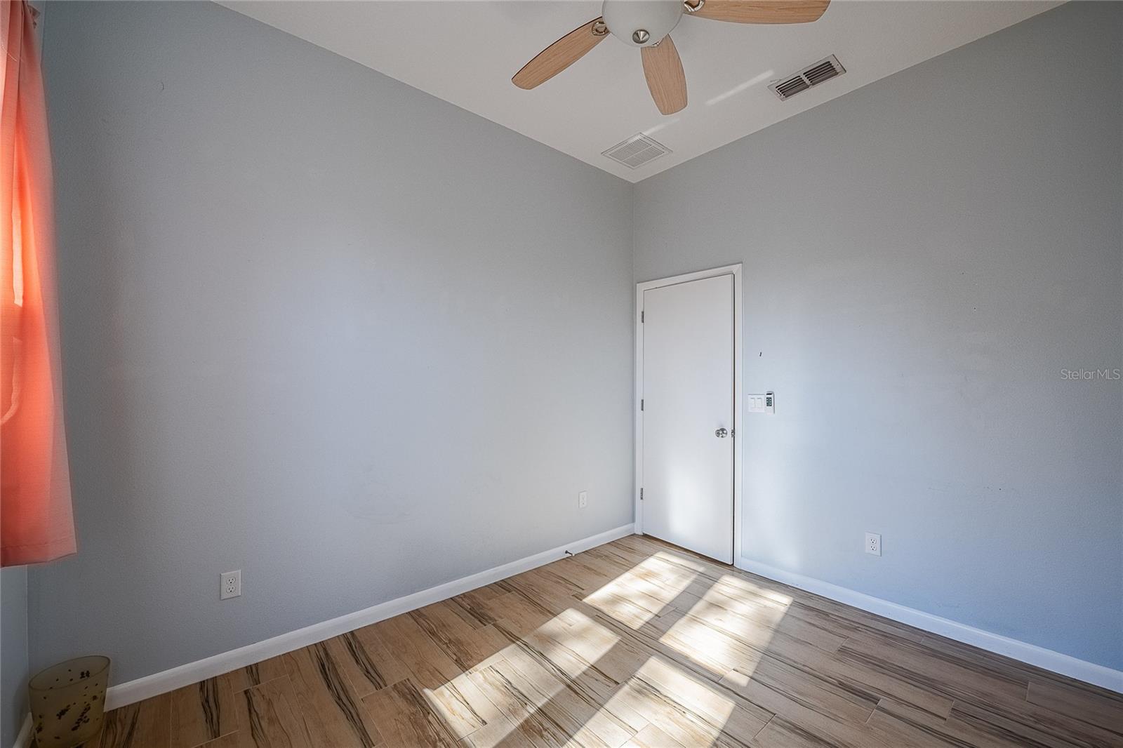 SUTTON PLACE PH 01 - Residential