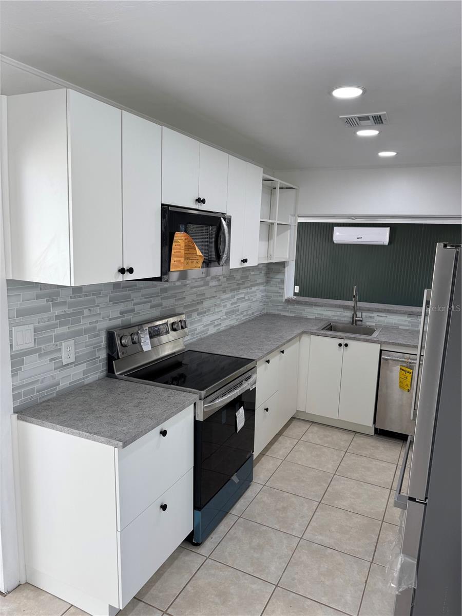 CAROL ESTATES 1ST ADD - Residential