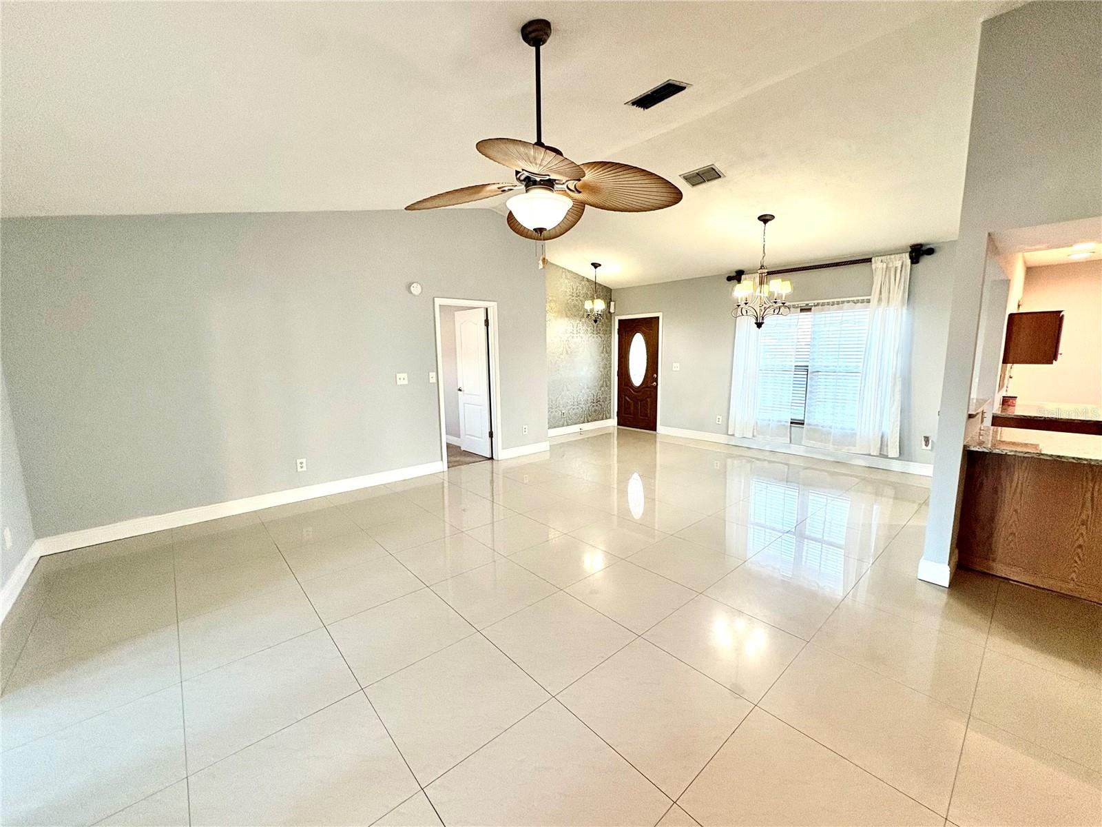 CARROLLWOOD MEADOWS UNIT VII P - Residential Lease