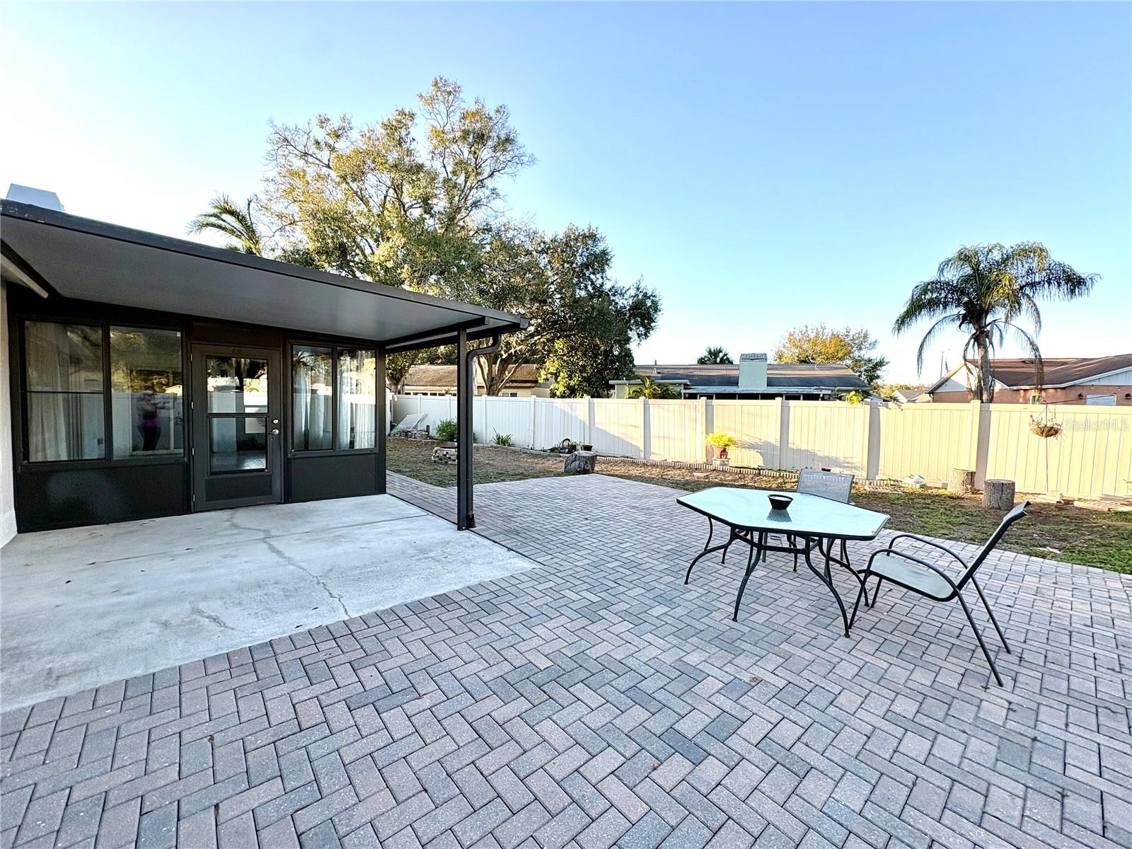 CARROLLWOOD MEADOWS UNIT VII P - Residential Lease