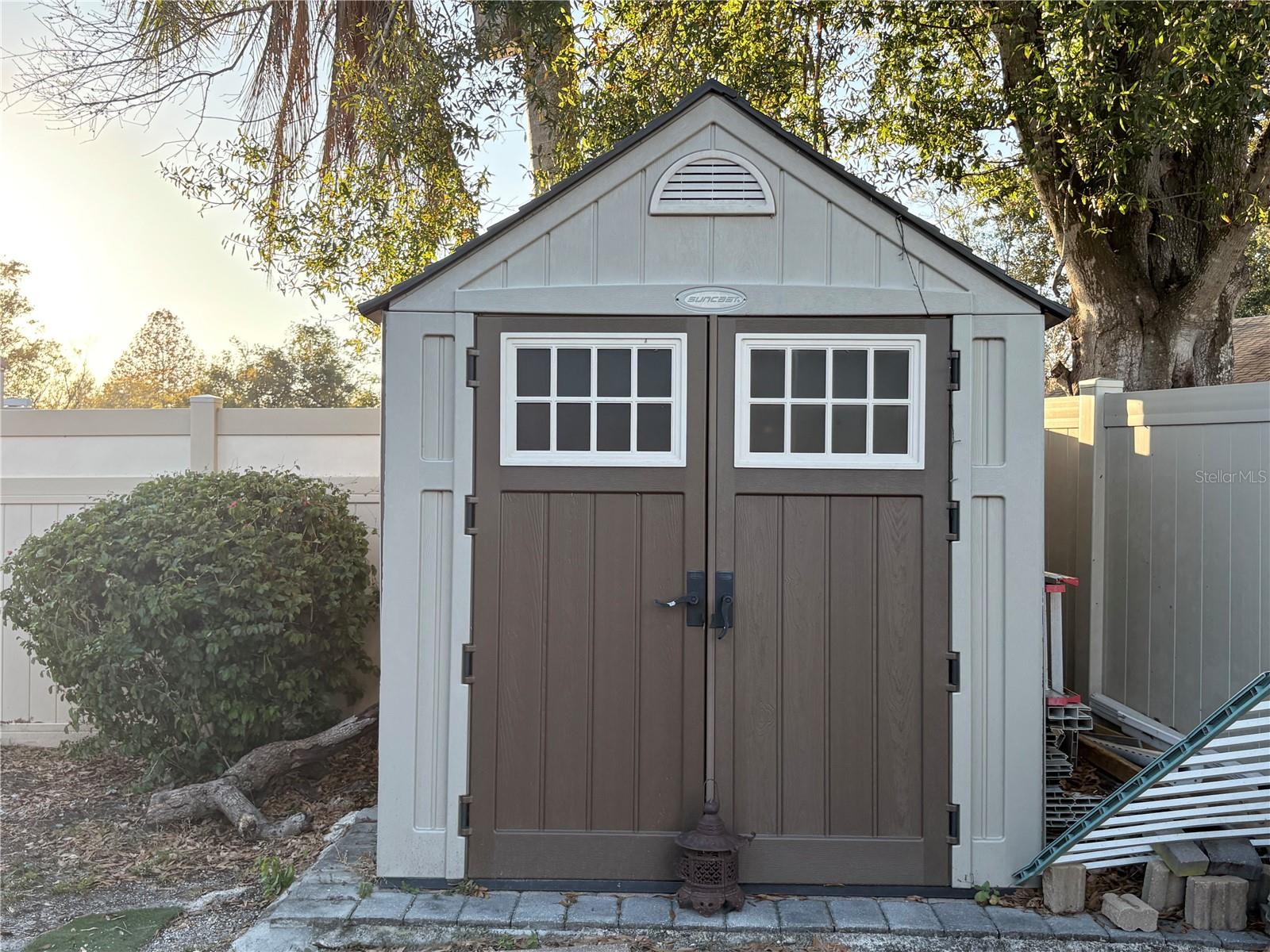 CARROLLWOOD MEADOWS UNIT VII P - Residential Lease