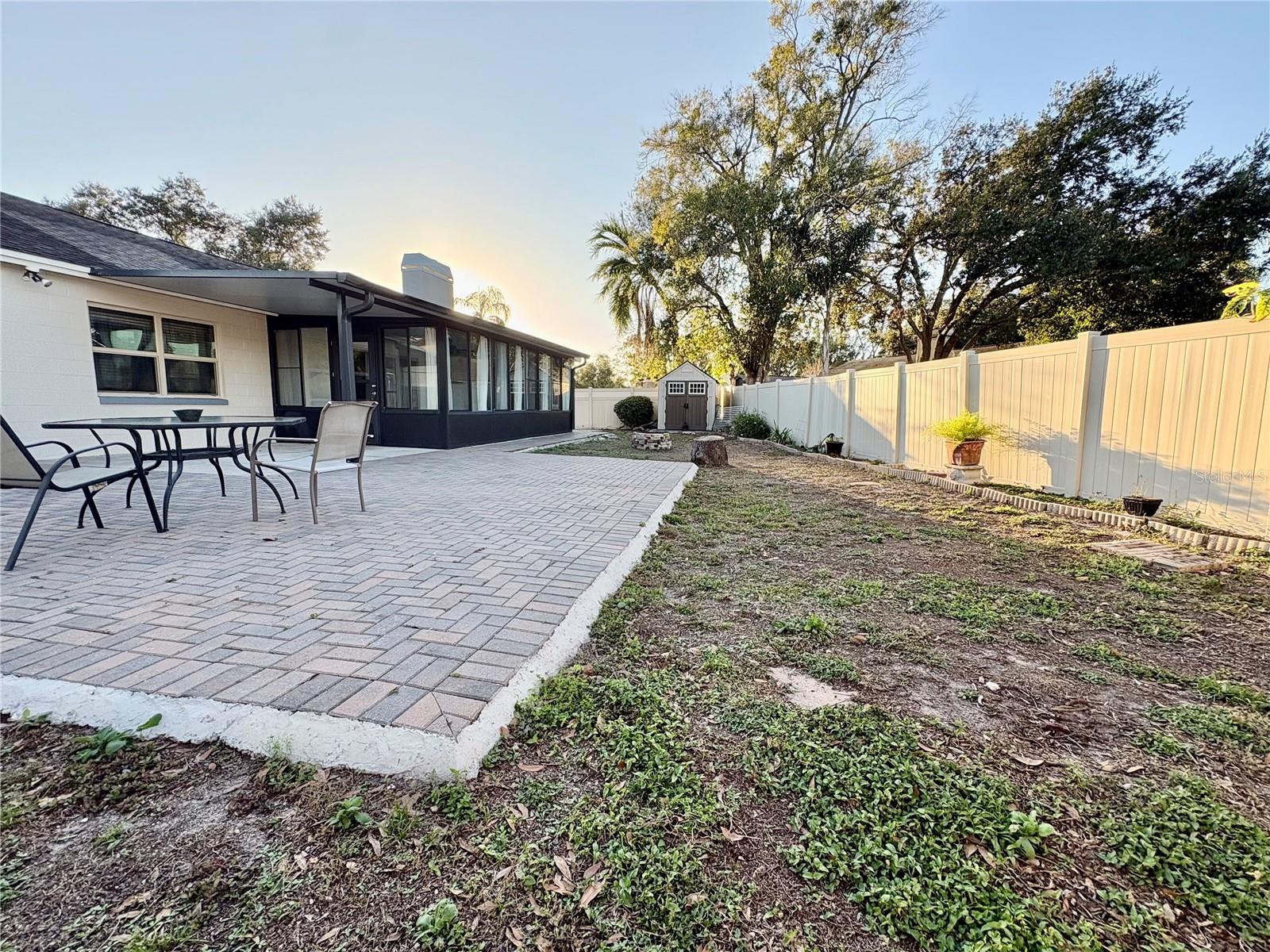 CARROLLWOOD MEADOWS UNIT VII P - Residential Lease