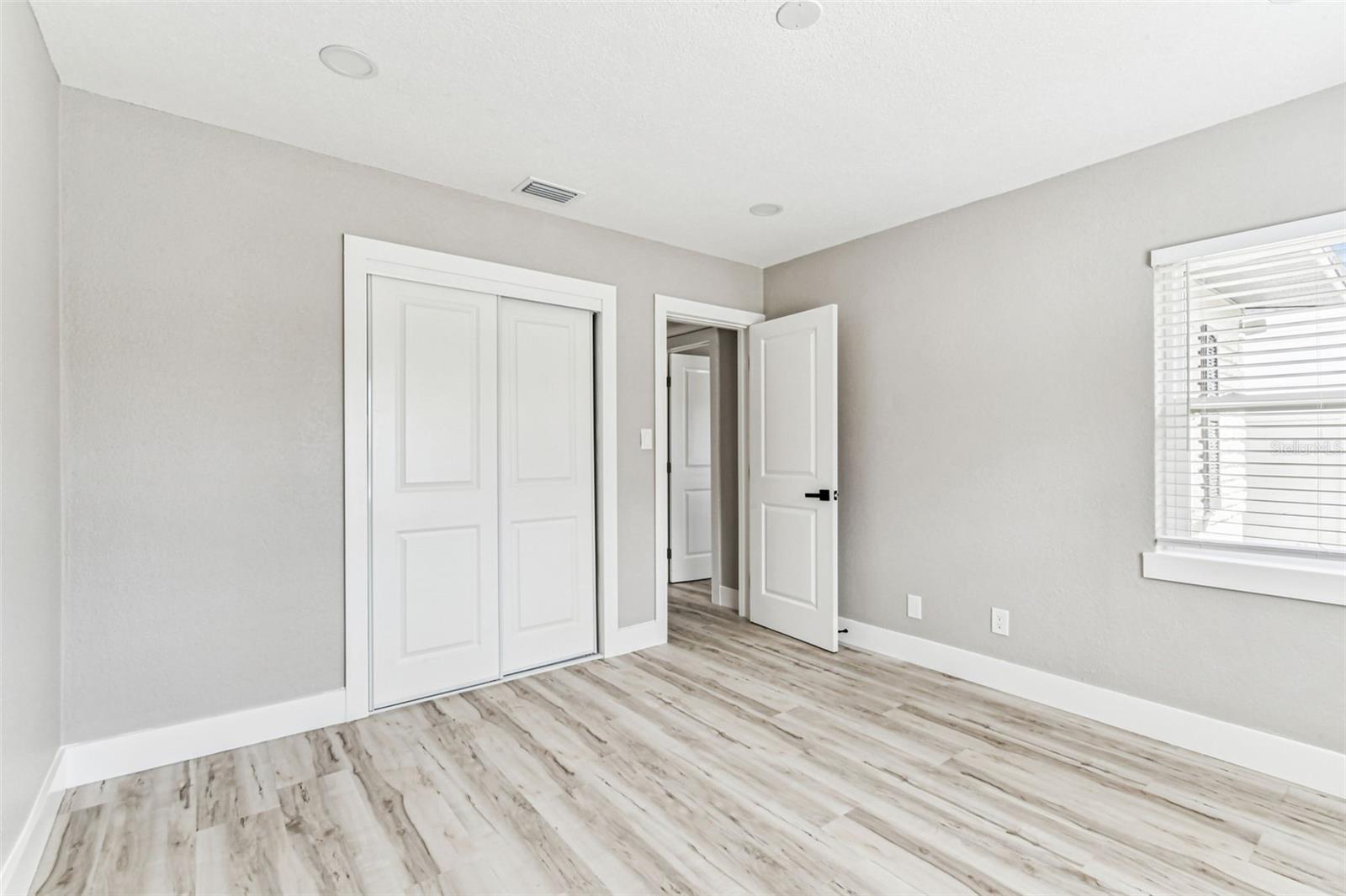 BAYSHORE ESTATES NO 2 - Residential Lease