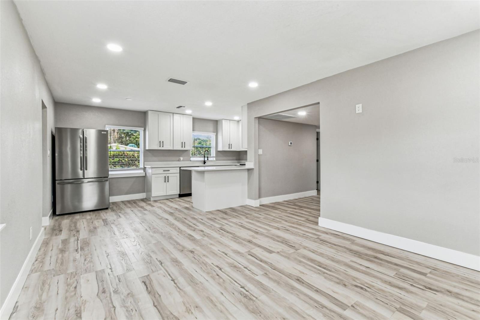 BAYSHORE ESTATES NO 2 - Residential Lease