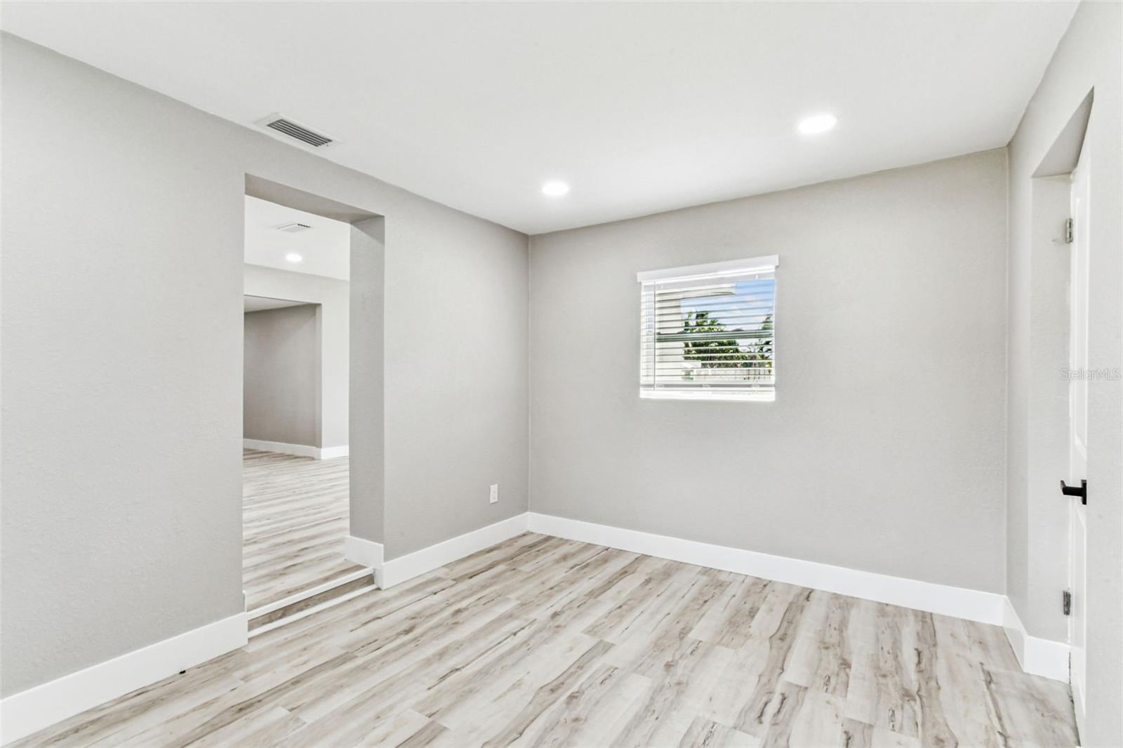 BAYSHORE ESTATES NO 2 - Residential Lease