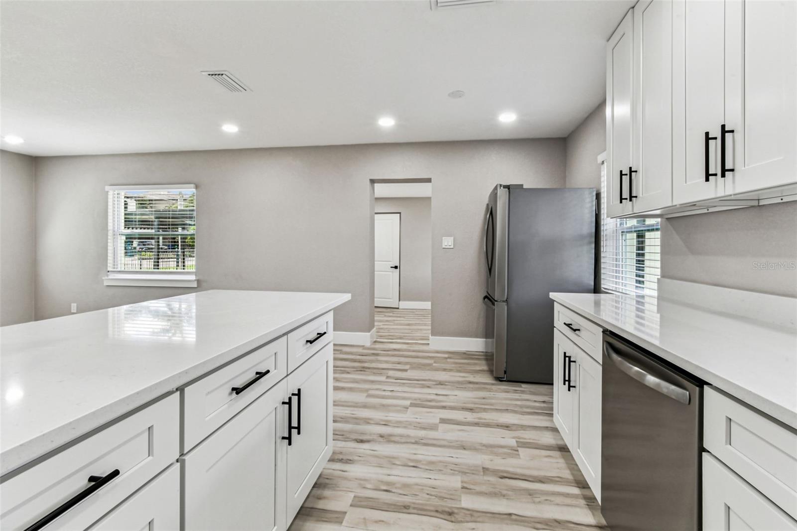 BAYSHORE ESTATES NO 2 - Residential Lease