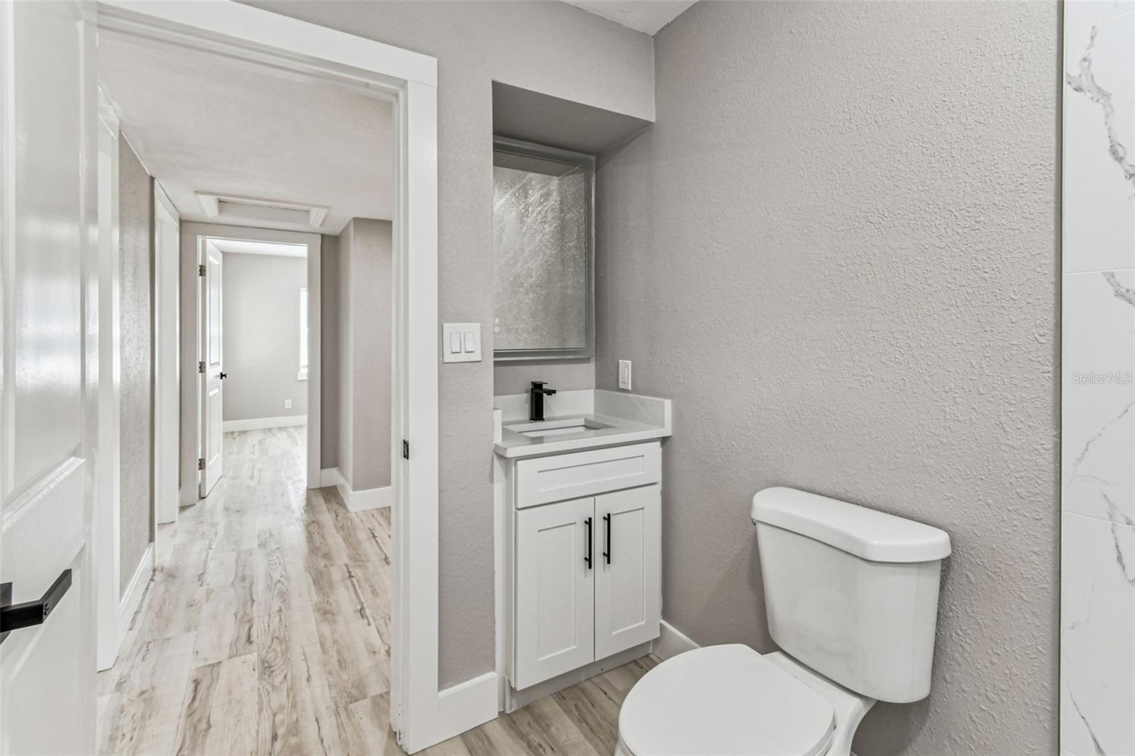 BAYSHORE ESTATES NO 2 - Residential Lease