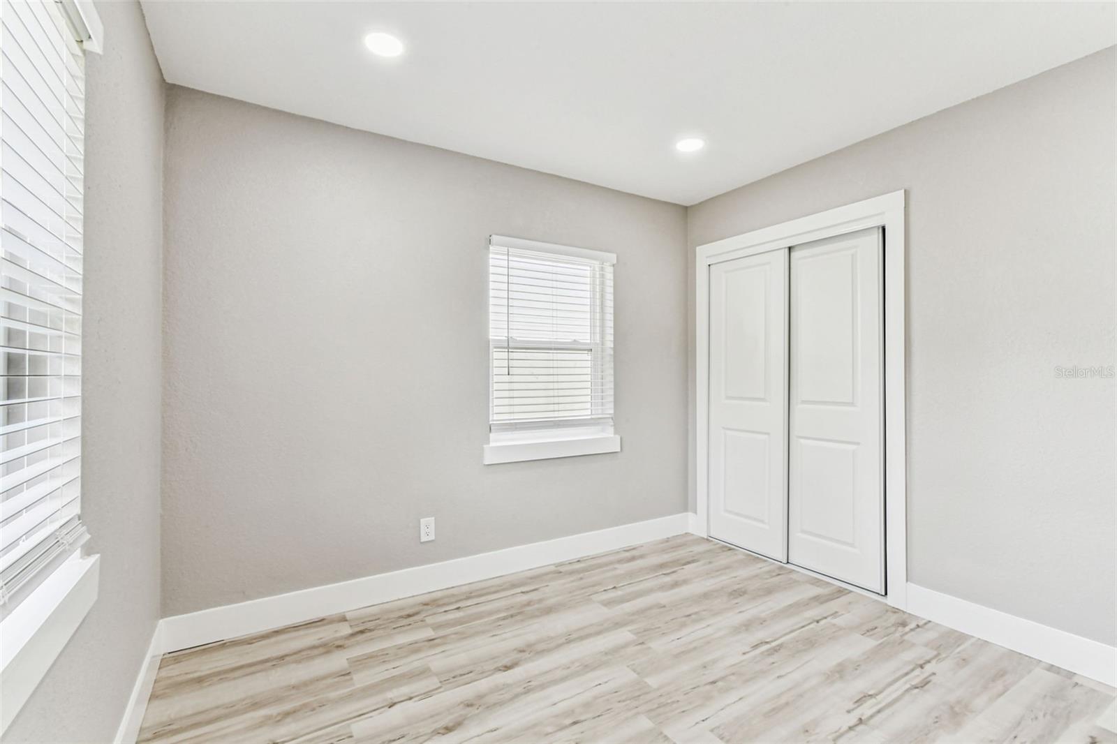 BAYSHORE ESTATES NO 2 - Residential Lease