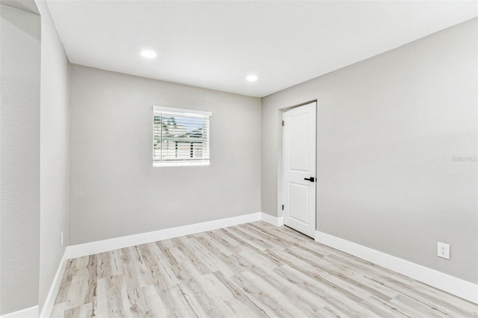 BAYSHORE ESTATES NO 2 - Residential Lease