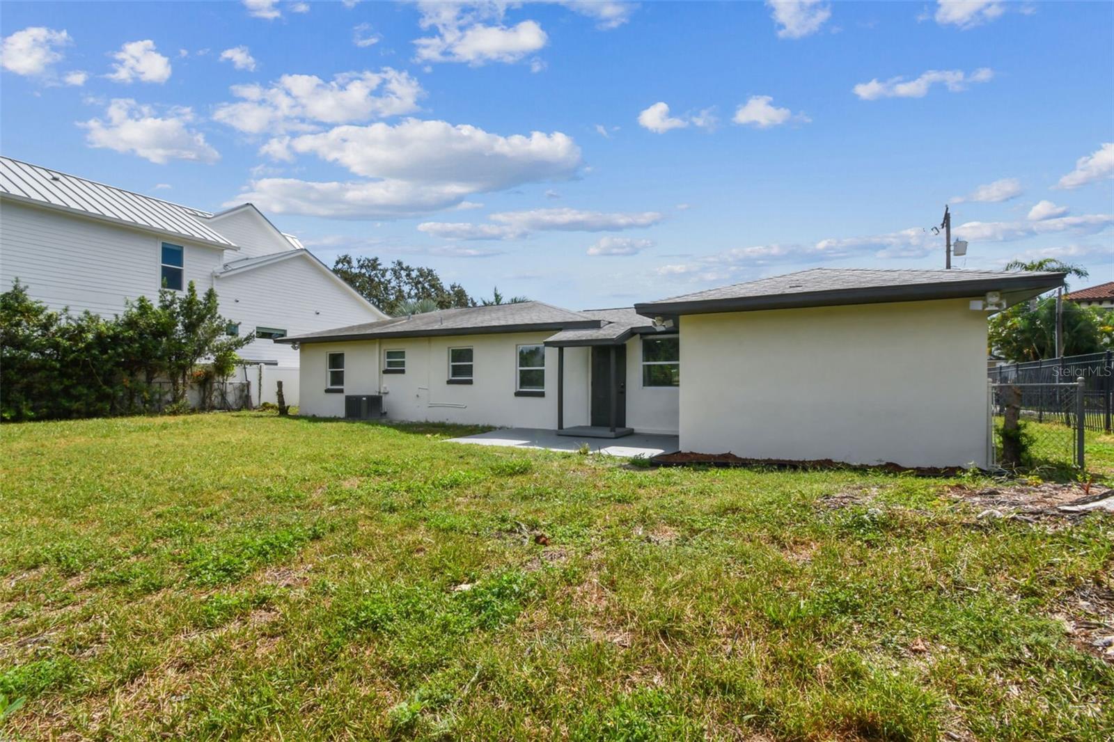 BAYSHORE ESTATES NO 2 - Residential Lease