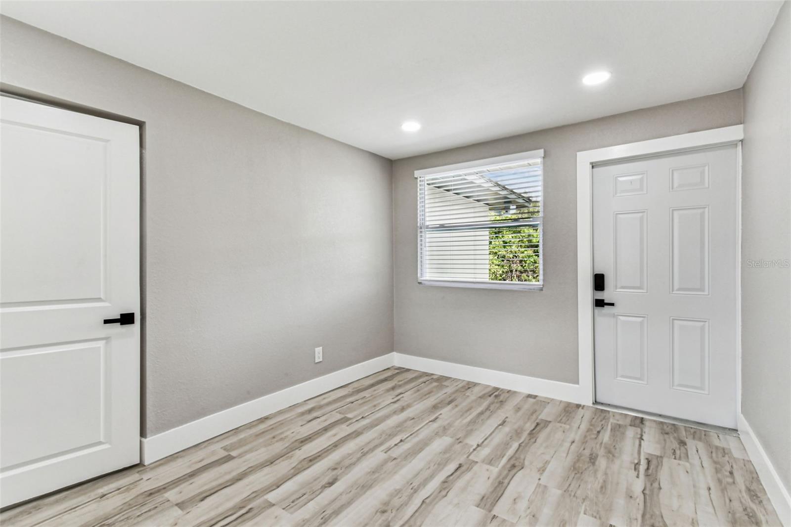 BAYSHORE ESTATES NO 2 - Residential Lease