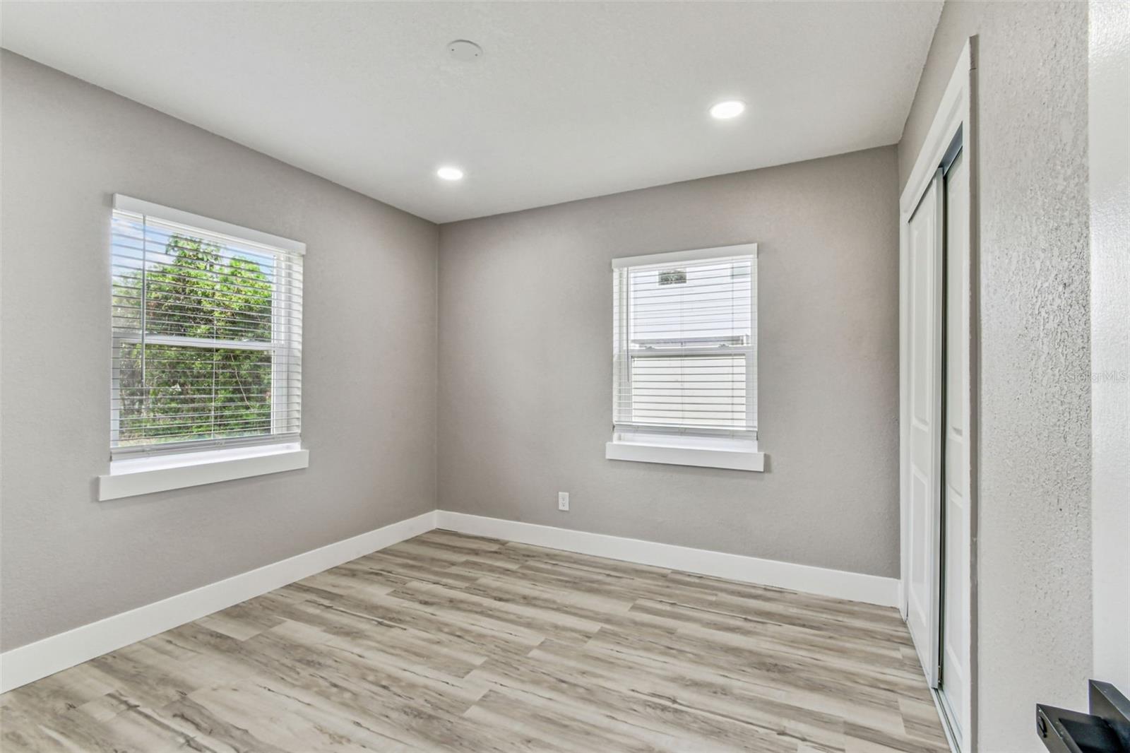 BAYSHORE ESTATES NO 2 - Residential Lease