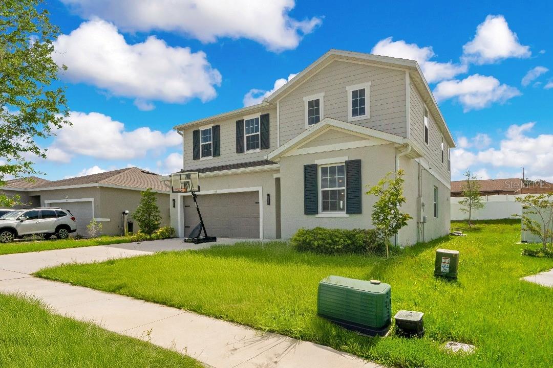 332 BOW LANE
