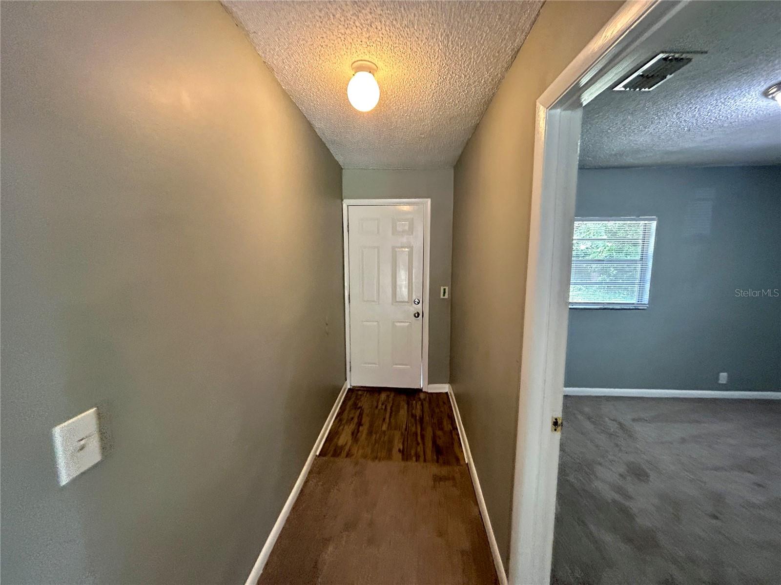 LYNWOOD PARK - Residential Lease