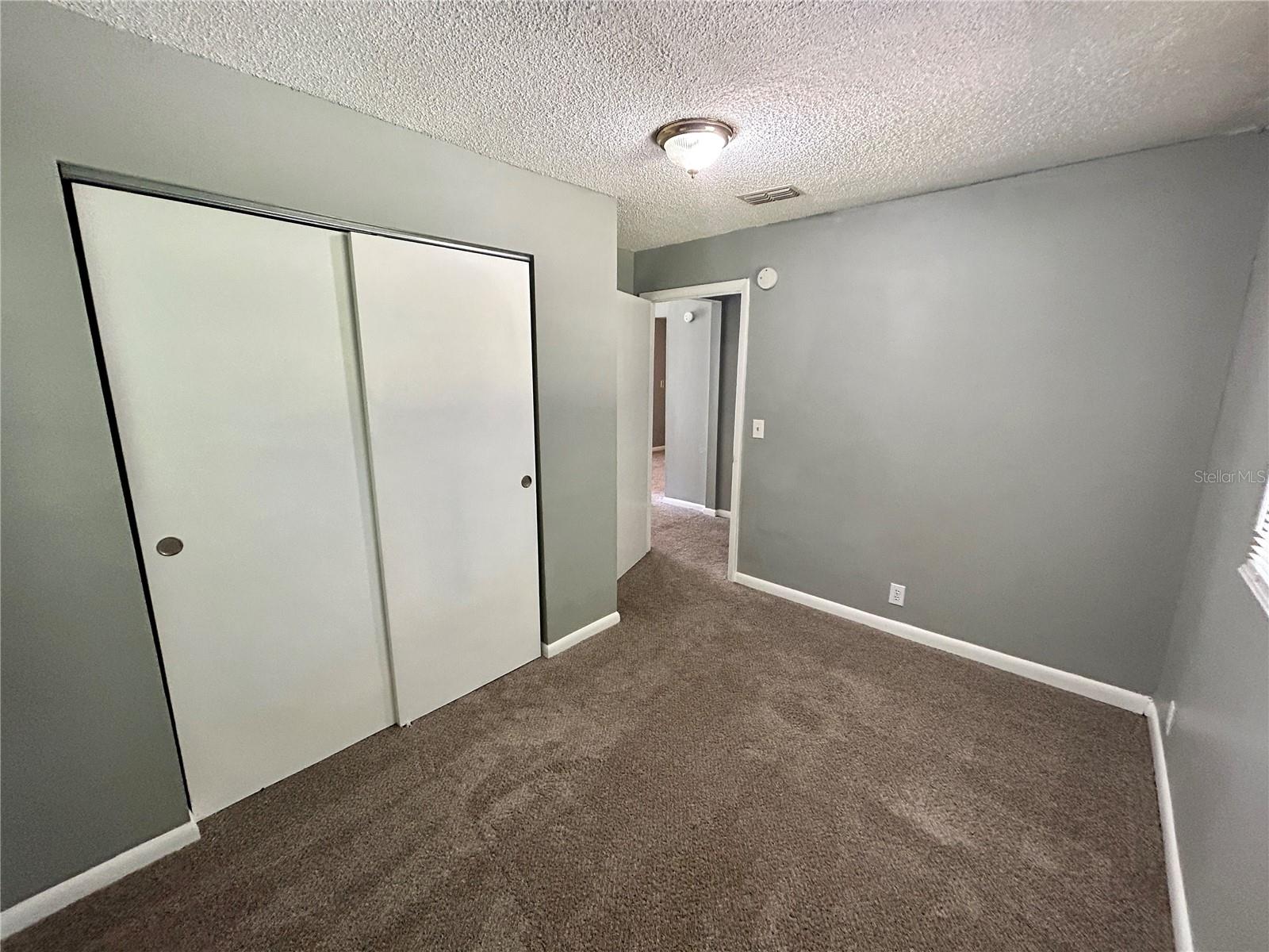 LYNWOOD PARK - Residential Lease