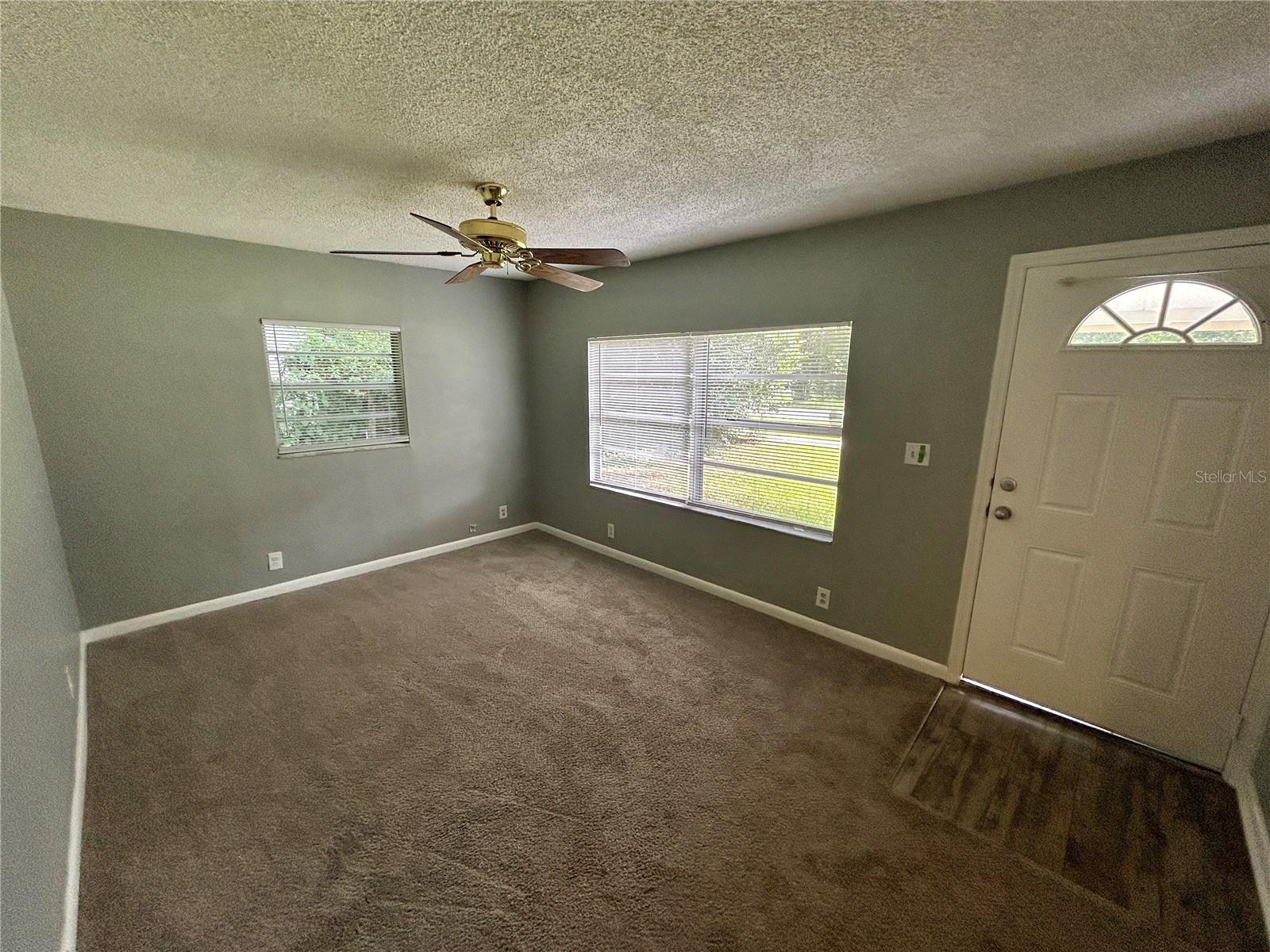 LYNWOOD PARK - Residential Lease