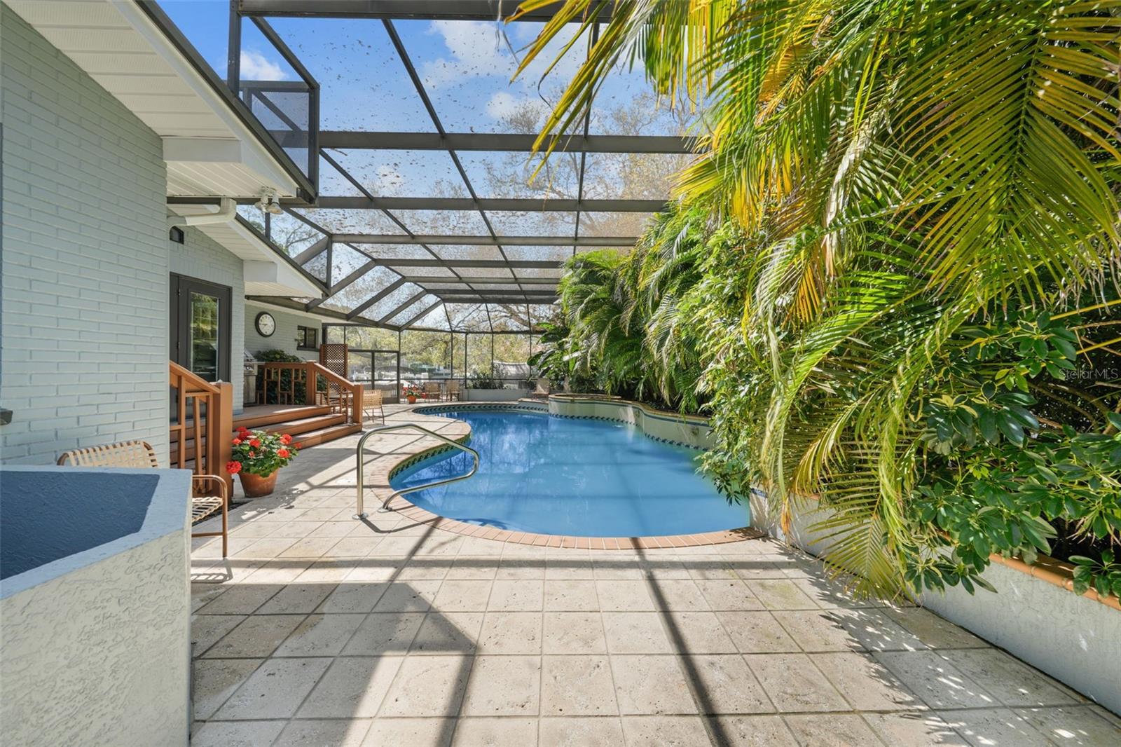 DAVIS ISLANDS PB10 PG52 TO 57 - Residential