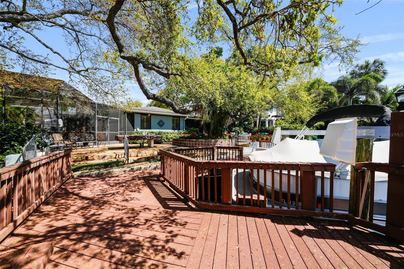 DAVIS ISLANDS PB10 PG52 TO 57 - Residential