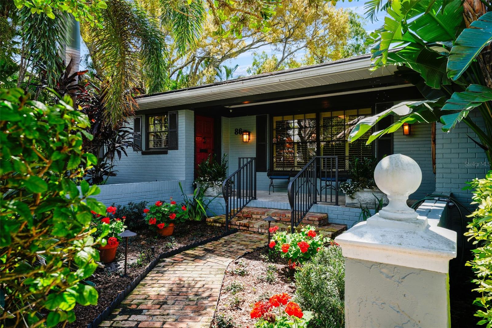 DAVIS ISLANDS PB10 PG52 TO 57 - Residential