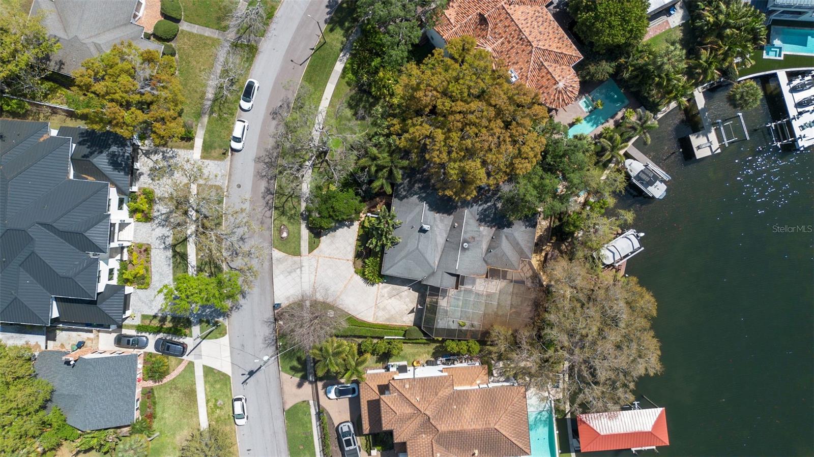 DAVIS ISLANDS PB10 PG52 TO 57 - Residential